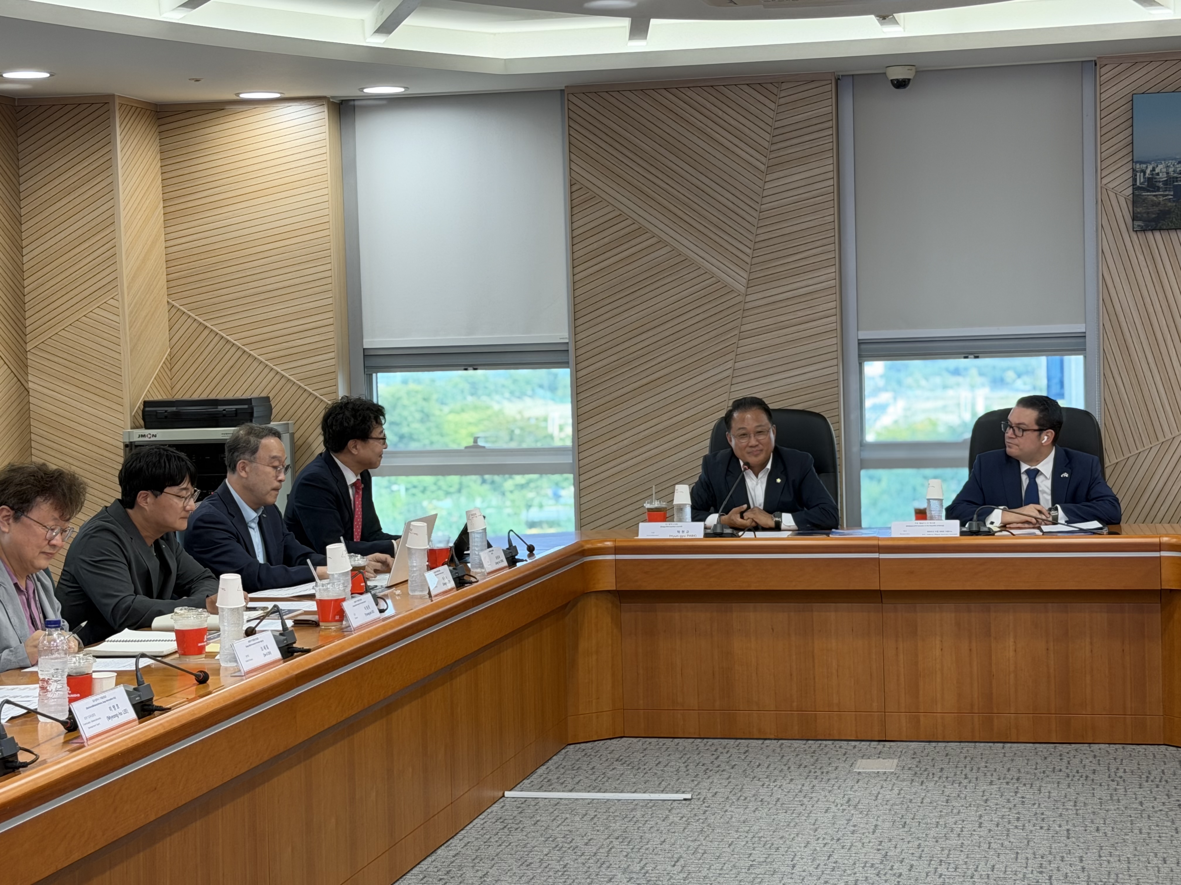 KakaoTalk_20260928_164309213_09.jpg